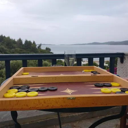 Prázdninový dům Sunset Escape Tristinika Beach